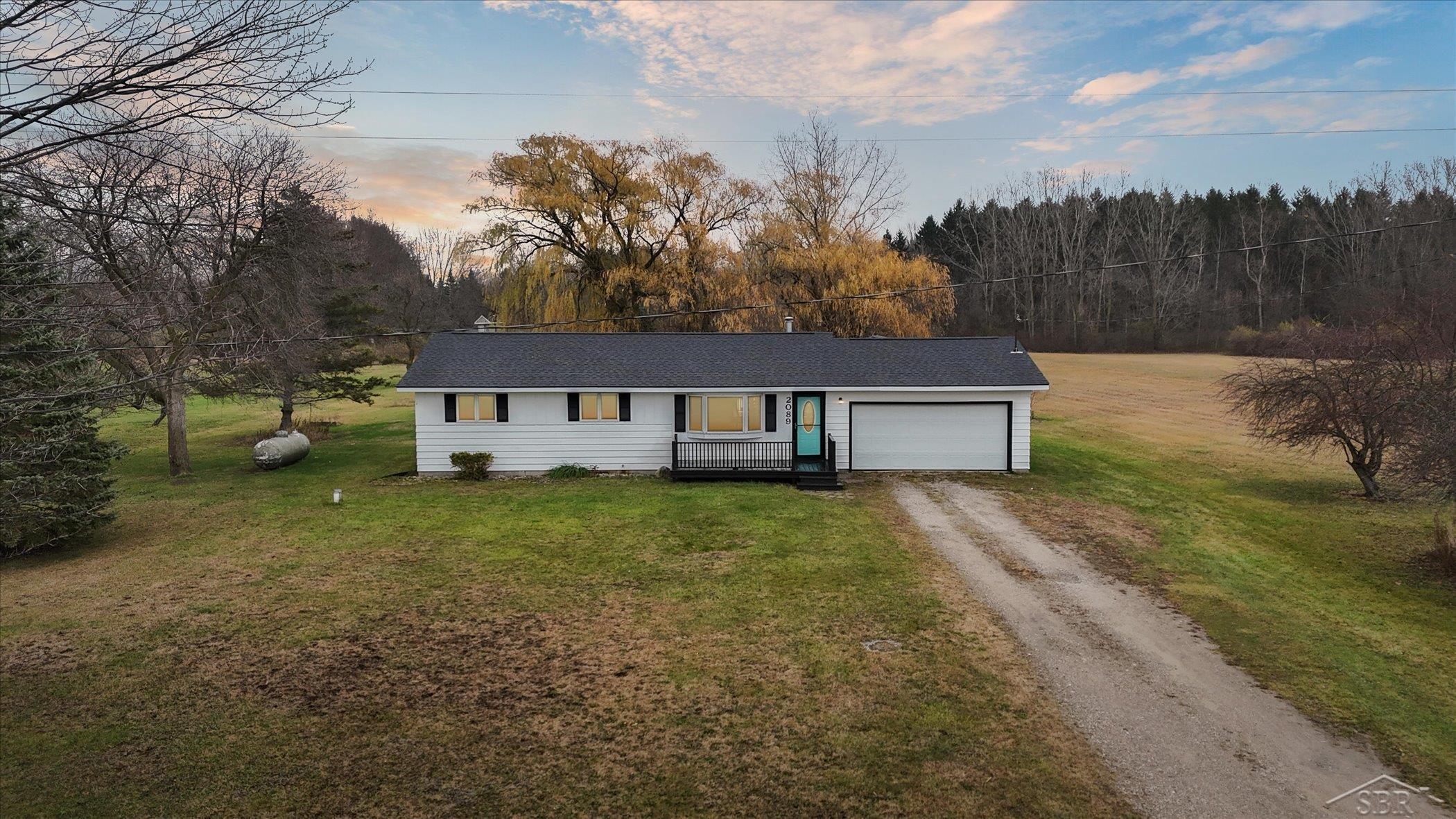 2089 South Brennan Road Hemlock, MI 48626 - Photo 1 of 49