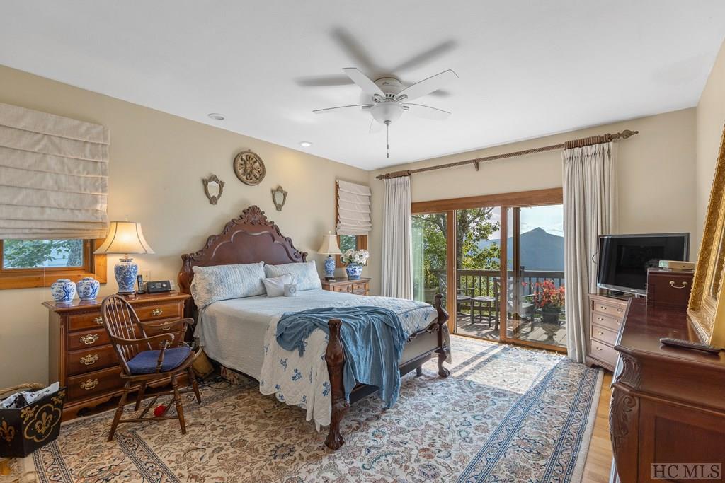 216 Eagle Ridge Road Sapphire, NC 28774 - Photo 8 of 17 Gallery Image 8
