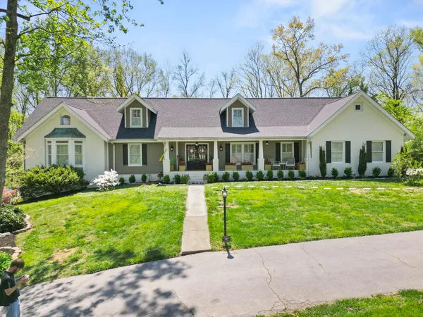 $1,349,000 | 8332 Mill Race Drive, Ooltewah, TN 37363