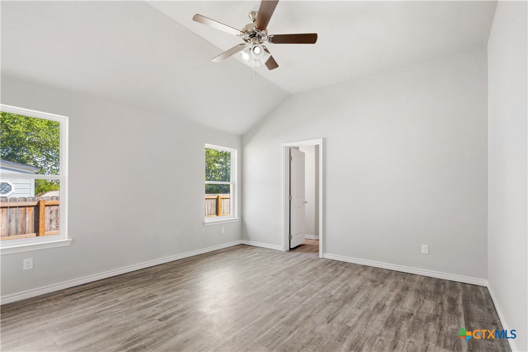 216 West Ruby Road Harker Heights, TX 76548 - Photo 16 of 33 Master Bedroom