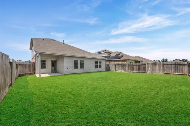 $289,000 | 23522 Wedgewood Cliff Way, Spring, TX 77373