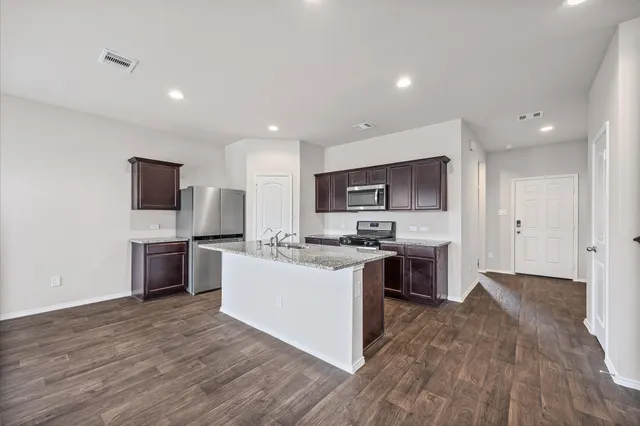 $289,000 | 23522 Wedgewood Cliff Way, Spring, TX 77373