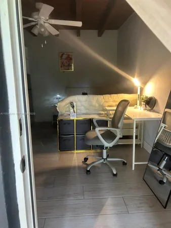 $1,450 | South Miami, South Miami, FL 33143