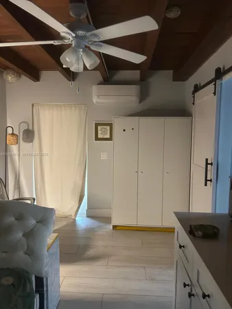 $1,450 | South Miami, South Miami, FL 33143