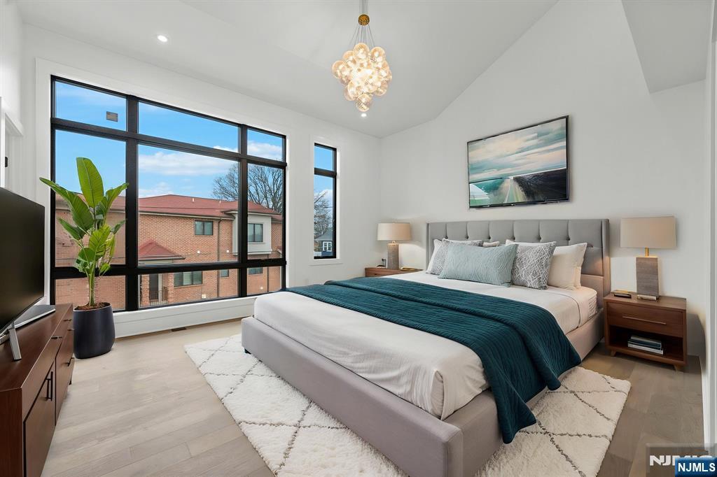 2026 Marguerite Street, Unit RIGHT Fort Lee, NJ 07024 - Photo 13 of 30