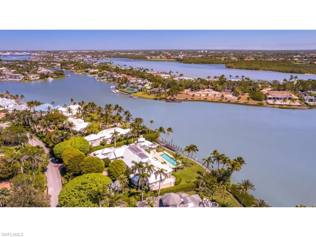 3631 Rum Row Naples, FL 34102 - Photo 3 of 10