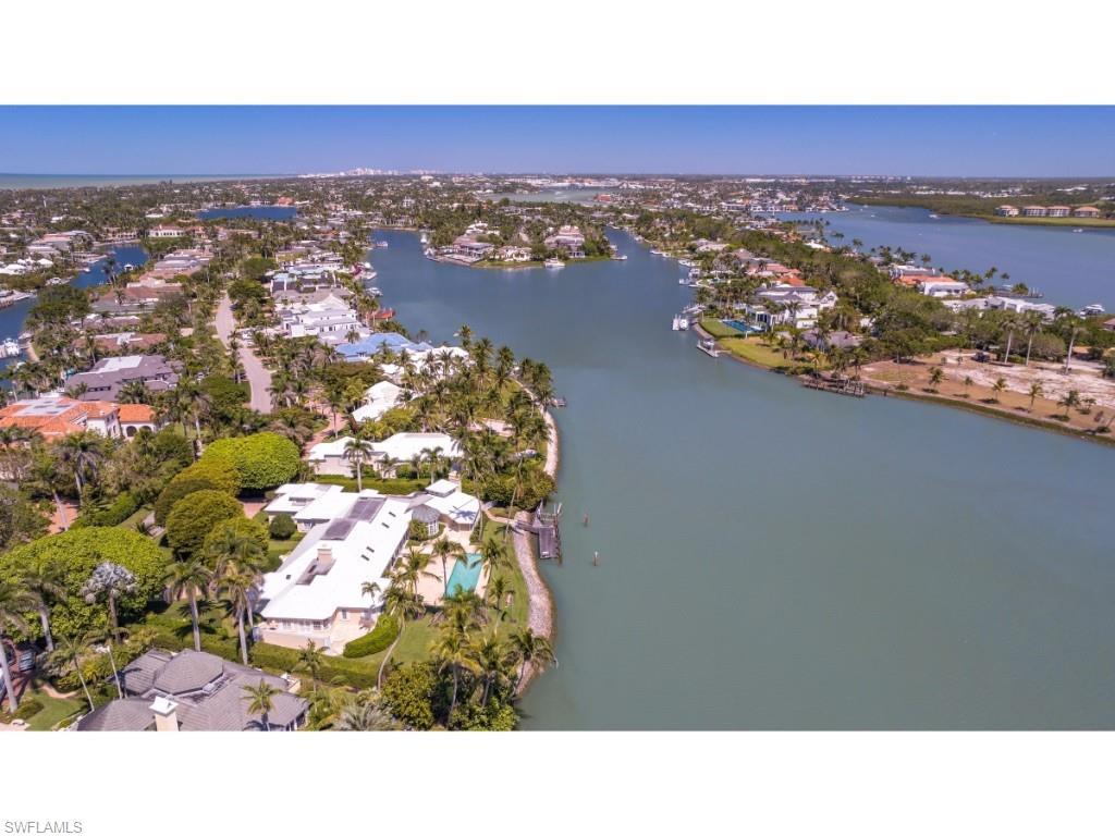 3631 Rum Row Naples, FL 34102 - Photo 4 of 10