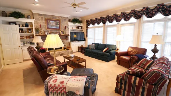 $1 | 1410 Hunters Trail, Anderson, SC 29625