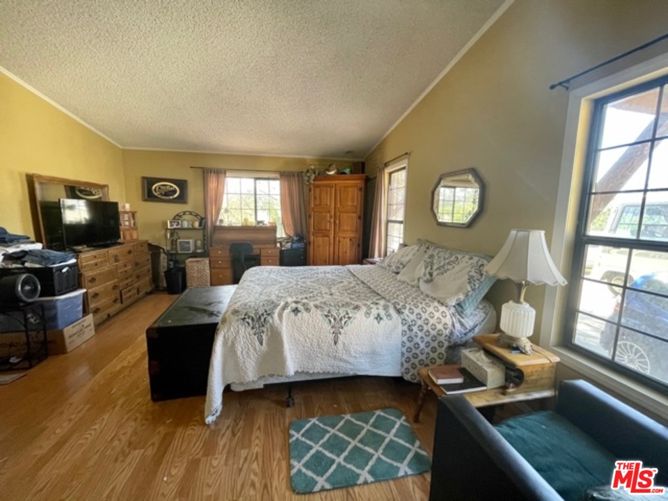 49750 3 Points Road Lancaster, CA 93536 - Photo 32 of 54