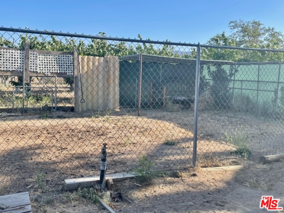 49750 3 Points Road Lancaster, CA 93536 - Photo 51 of 54