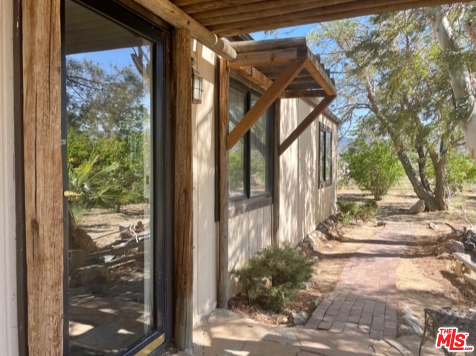 49750 3 Points Road Lancaster, CA 93536 - Photo 10 of 54