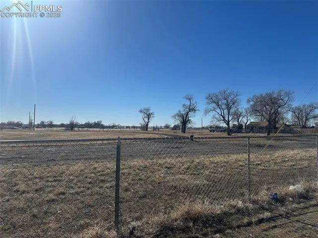 a view of outdoor space with city view