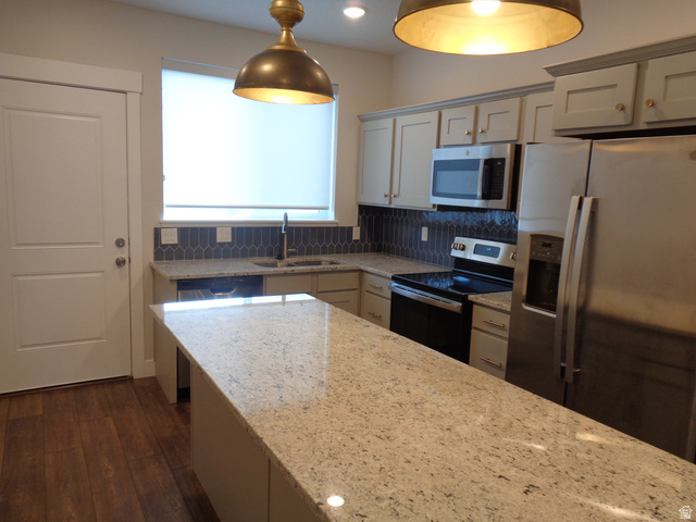 644 East Fort Union Boulevard Midvale, UT 84047 - Photo 8 of 16