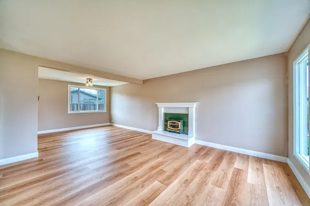 $1,098,000 | 820 Linda Mar Boulevard, Pacifica, CA 94044