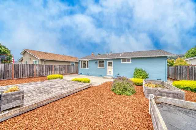 $1,098,000 | 820 Linda Mar Boulevard, Pacifica, CA 94044