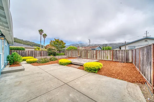 $1,098,000 | 820 Linda Mar Boulevard, Pacifica, CA 94044