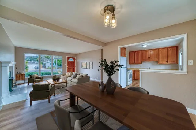 $1,098,000 | 820 Linda Mar Boulevard, Pacifica, CA 94044