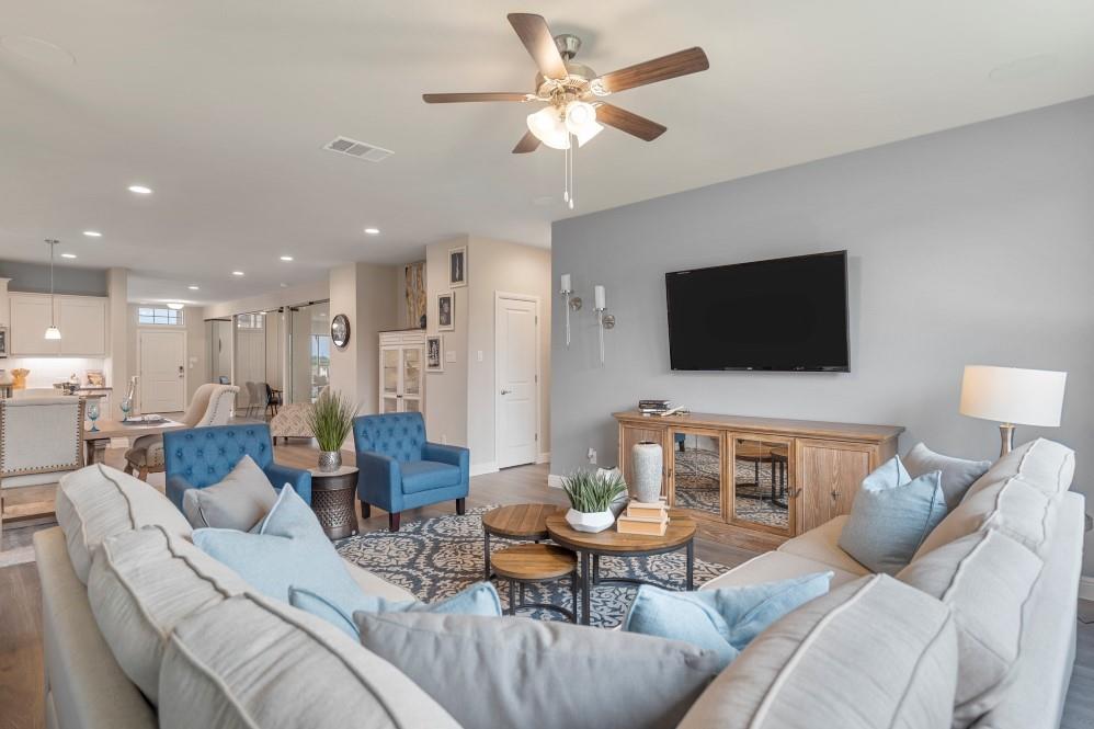 141 Leon Avenue Rhome, TX 76078 - Photo 13 of 31