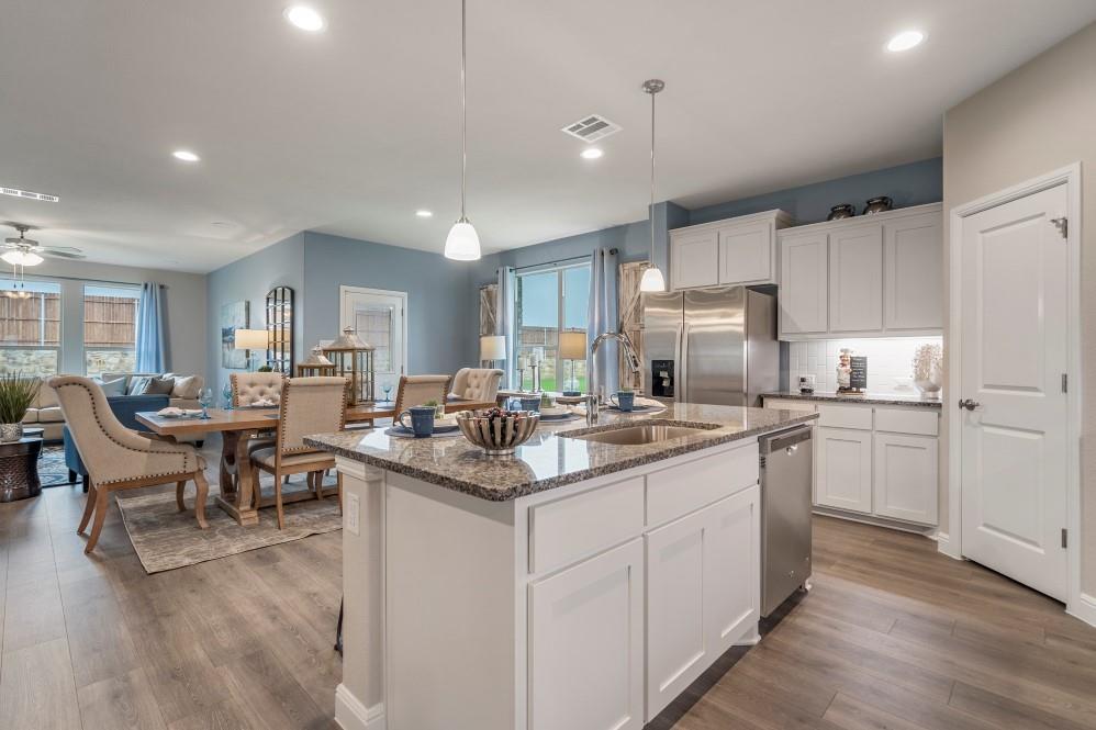 141 Leon Avenue Rhome, TX 76078 - Photo 4 of 31