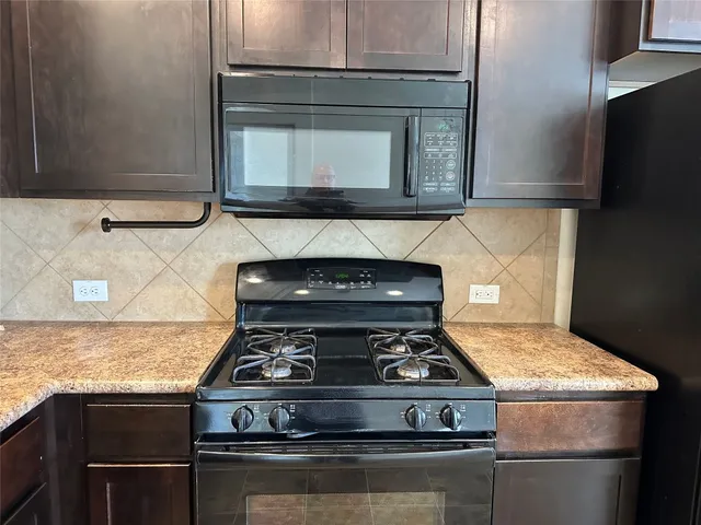 $1,850 | 316 Pack Horse Drive, Bastrop, TX 78602