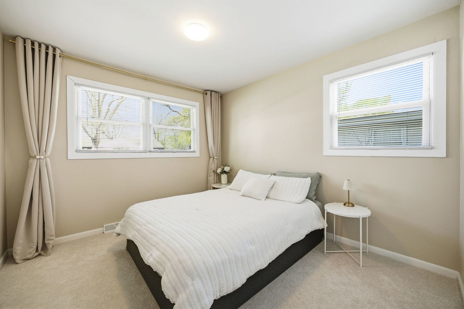 2117 Grouse Lane Rolling Meadows, IL 60008 - Photo 19 of 25 a bedroom with a bed and a window