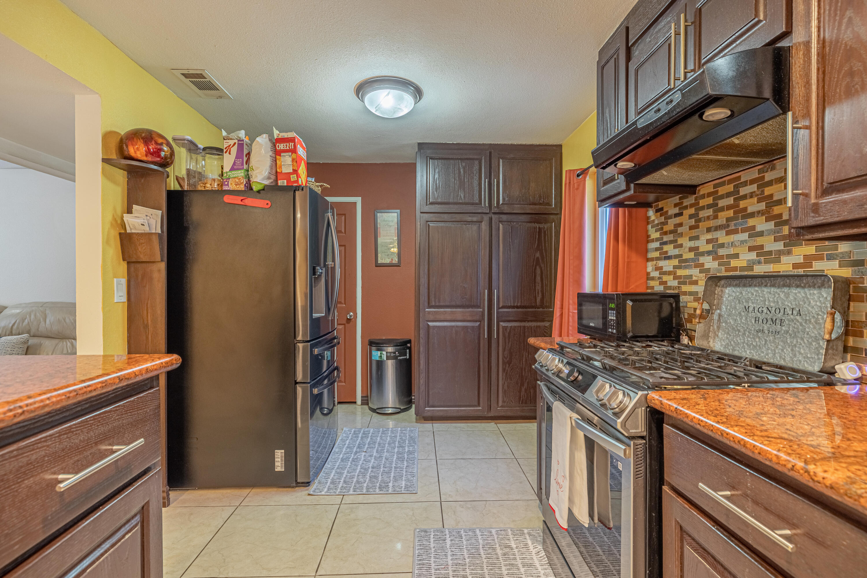 33656 Tradepost Road Acton, CA 93510 - Photo 7 of 32 JMY_6580-HDR