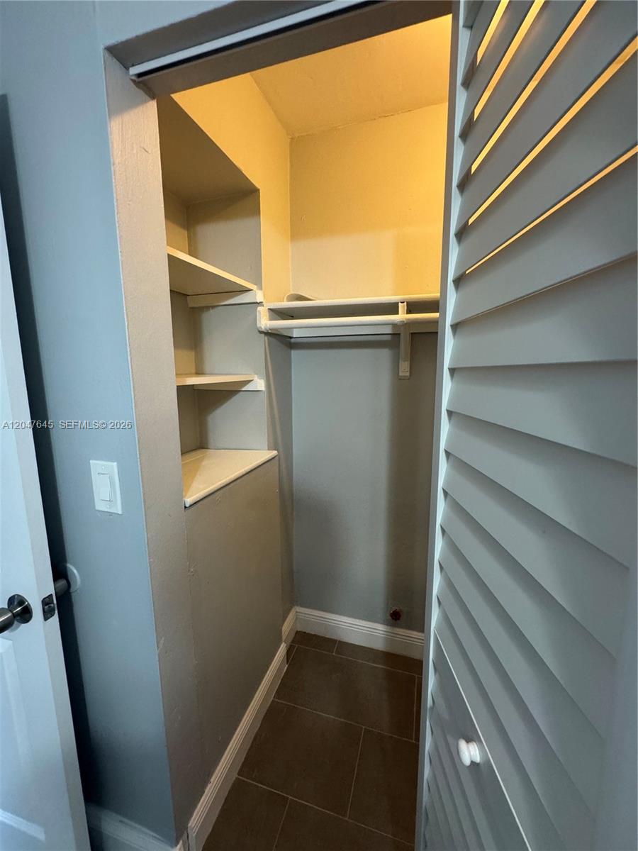 1933 Southwest 7th Street, Unit 504 Miami, FL 33135 - Photo 29 of 37