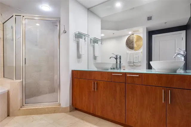 $499,000 | 315 Northeast 3rd Avenue, Unit 1808, Fort Lauderdale, FL 33301