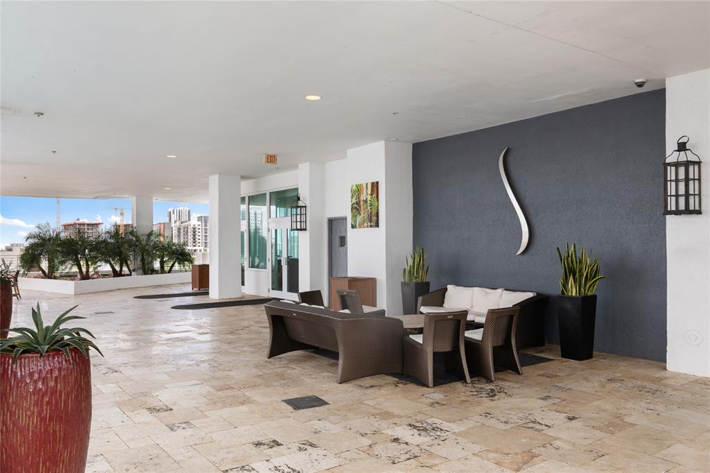 315 Northeast 3rd Avenue, Unit 1808 Fort Lauderdale, FL 33301 - Photo 8 of 28