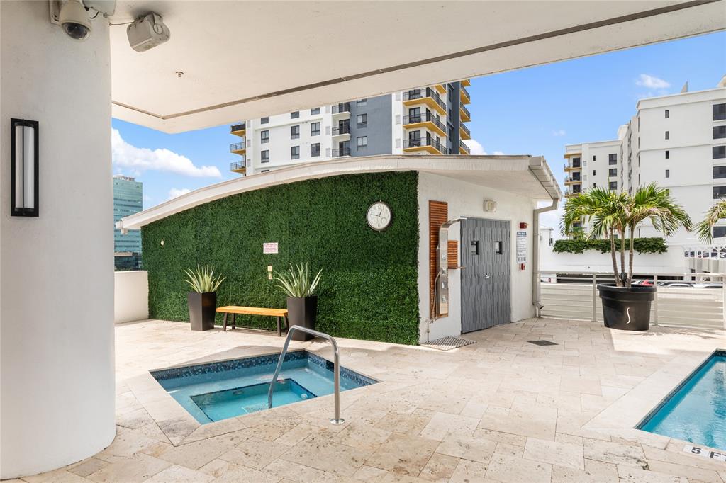 315 Northeast 3rd Avenue, Unit 1808 Fort Lauderdale, FL 33301 - Photo 9 of 28