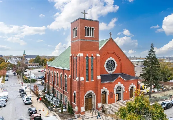 $2,195 | 160 Seabury Street, Unit 29, Fall River, MA 02720