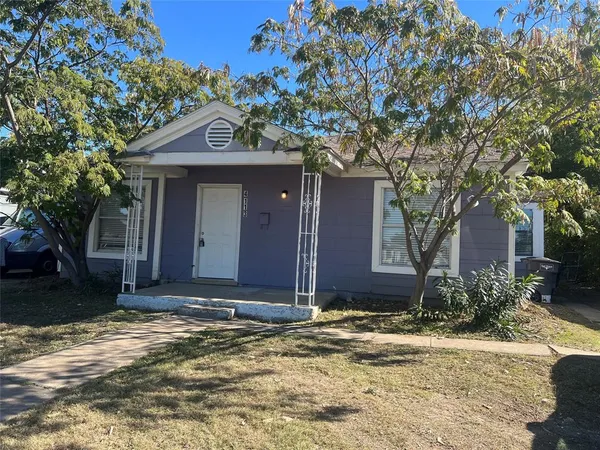 $1,375 | 4113 McCart Avenue, Fort Worth, TX 76115