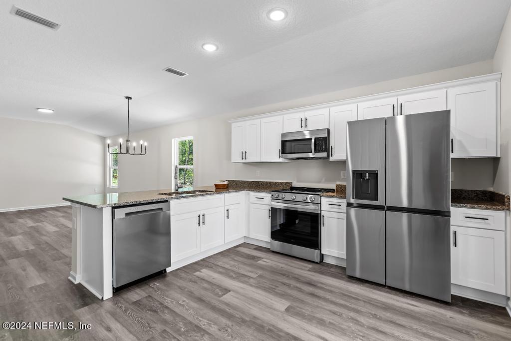 411 Rustic Road Satsuma, FL 32189 - Photo 18 of 38 411 Rustic Road-kitchen4