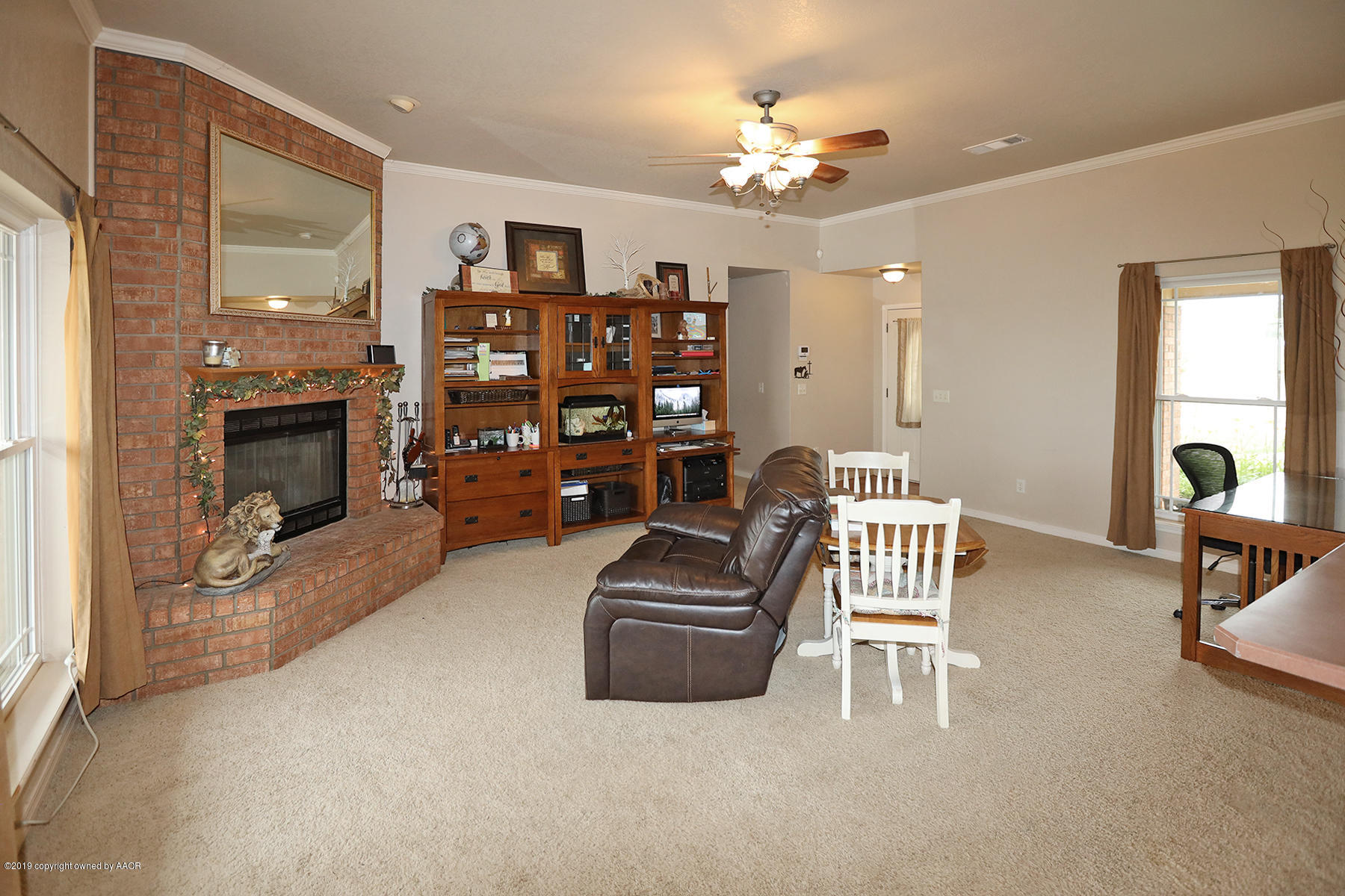 800 East Country Club Road Canyon, TX 79015 - Photo 6 of 29 Living Area3