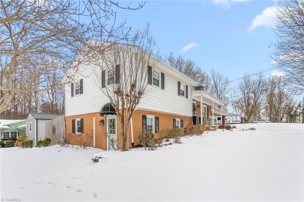 2659 Hamilton Road Burlington, NC 27217 - Photo 3 of 44 Gallery Image 3