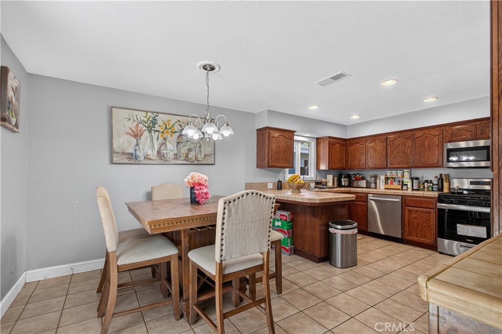 3195 Nottingham Avenue Merced, CA 95340 - Photo 6 of 18