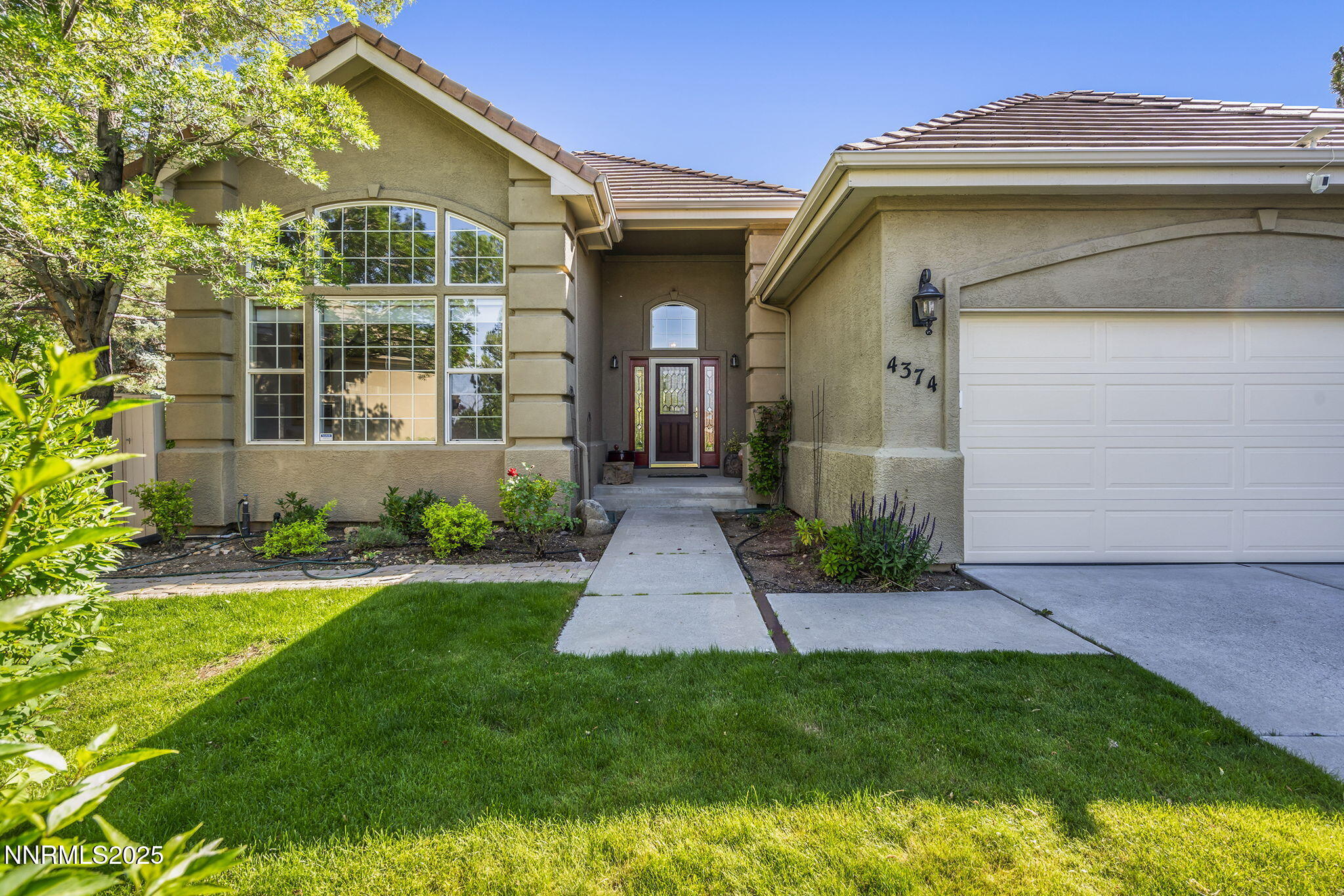 4374 Cullen Court Reno, NV 89519 - Photo 8 of 31 2-web-or-mls-149