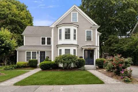 $775,000 | 14 Adams Street, Unit 14, Medfield, MA 02052