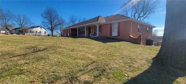 $320,000 | 538 Brown Cir Drive, Osawatomie, KS 66064