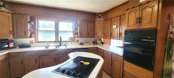 $320,000 | 538 Brown Cir Drive, Osawatomie, KS 66064