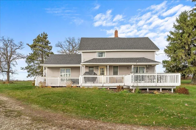 $410,000 | 342 County Road T, Hammond, WI 54015