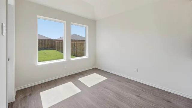 $276,990 | 3333 Spaulding Drive, Paris, TX 75460