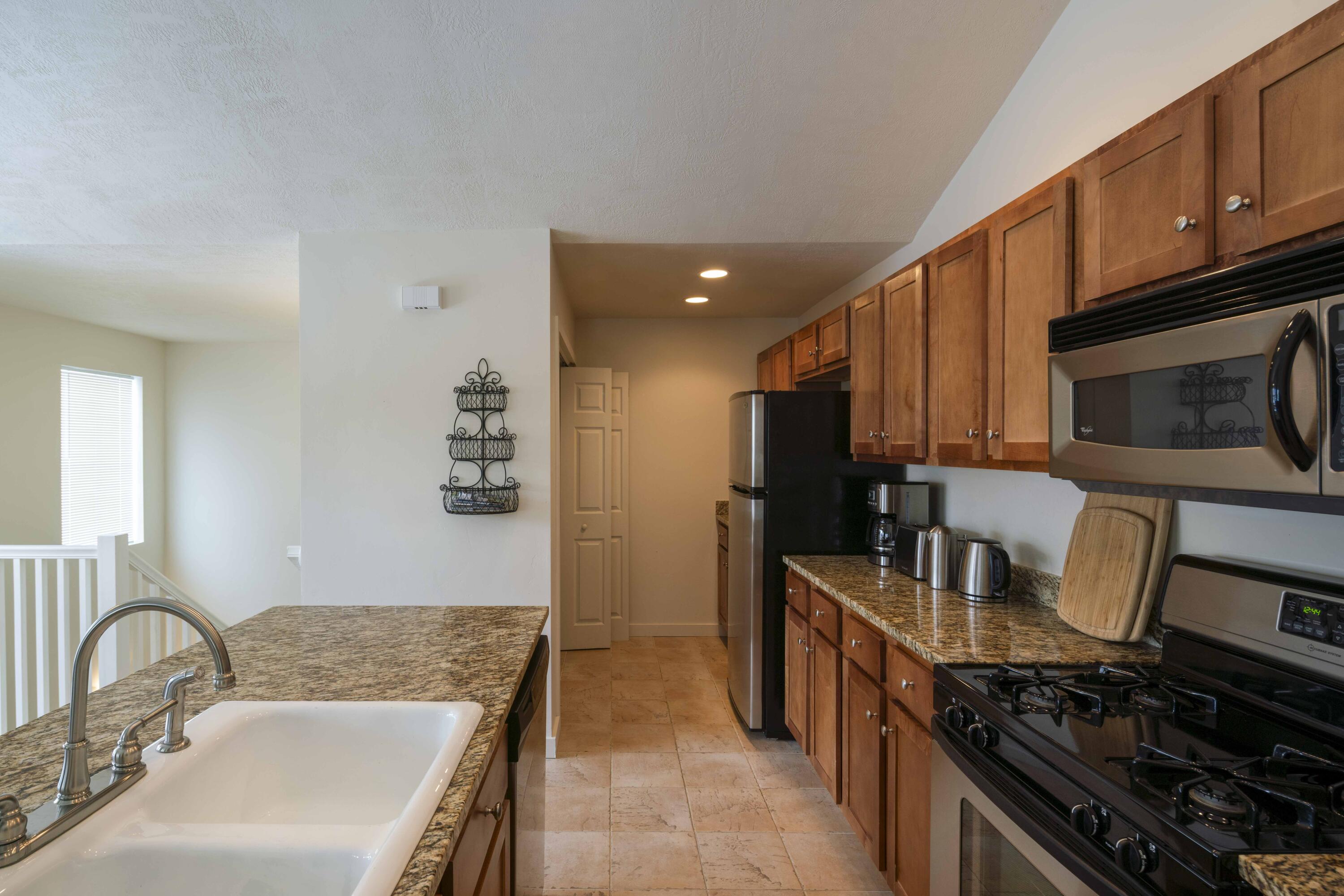 1931 Copper Ranch Lane, Unit C Hailey, ID 83333 - Photo 3 of 21 Kitchen