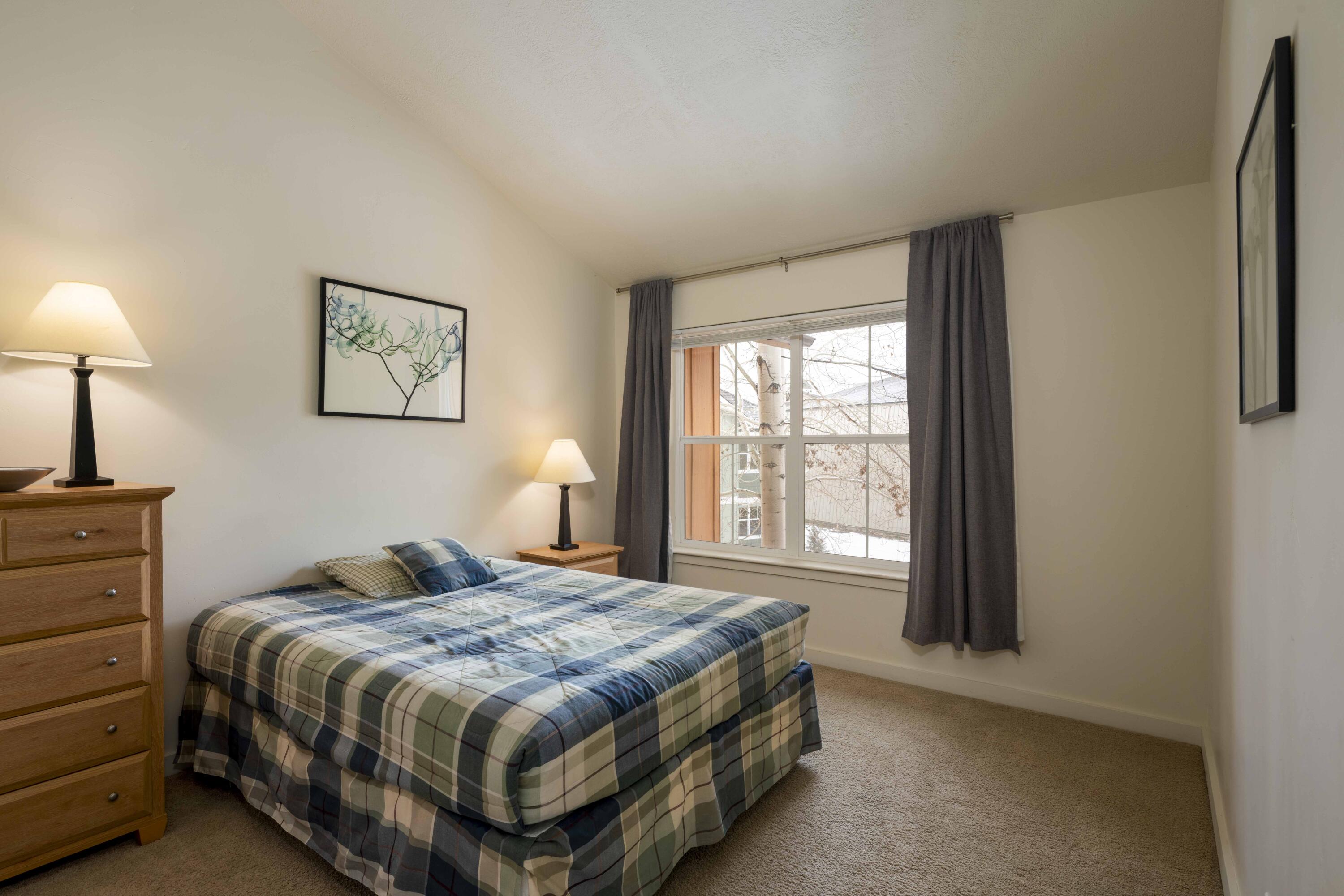 1931 Copper Ranch Lane, Unit C Hailey, ID 83333 - Photo 10 of 21 Master Bedroom