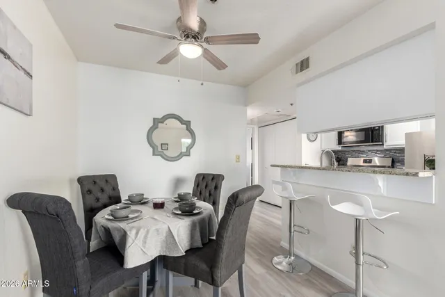 $159,900 | 12123 West Bell Road, Unit 339, Surprise, AZ 85378