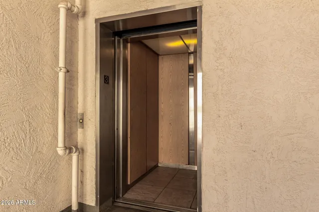 $159,900 | 12123 West Bell Road, Unit 339, Surprise, AZ 85378