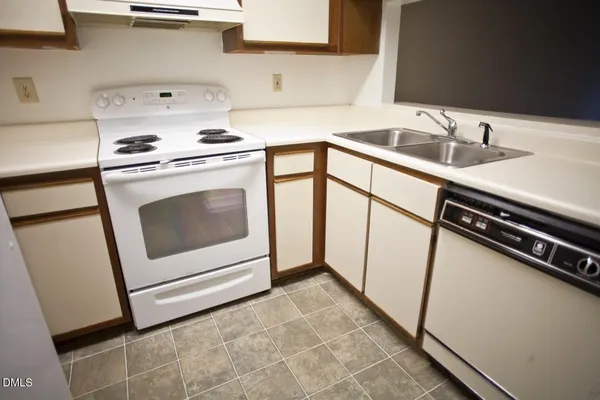 $310,000 | 708 Martin Luther King Junior Boulevard, Unit 3, Chapel Hill, NC 27514