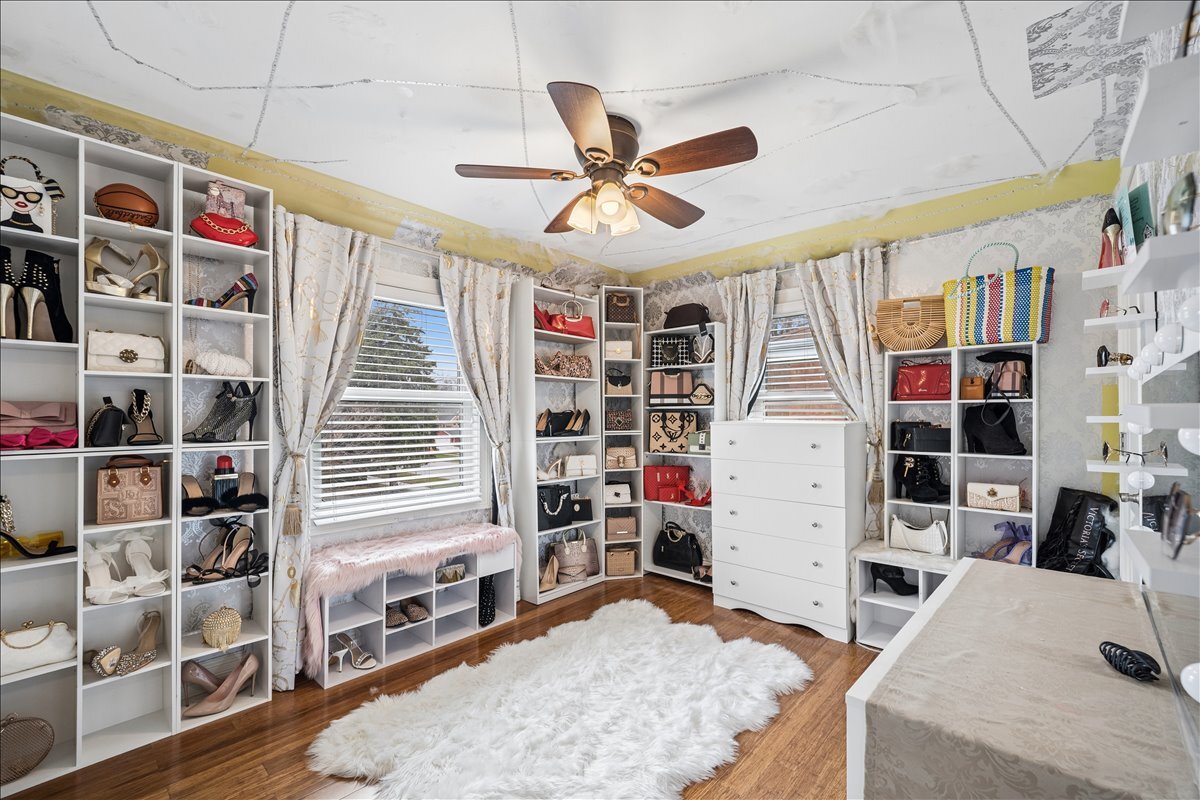 2455 North Rhodes Avenue River Grove, IL 60171 - Photo 13 of 24 a view of a bedroom with workspace and toys