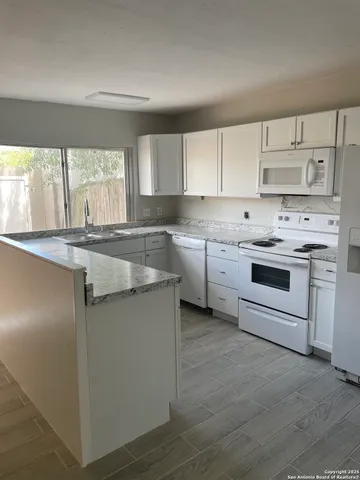 $1,095 | 1236 Churing Drive, San Antonio, TX 78245