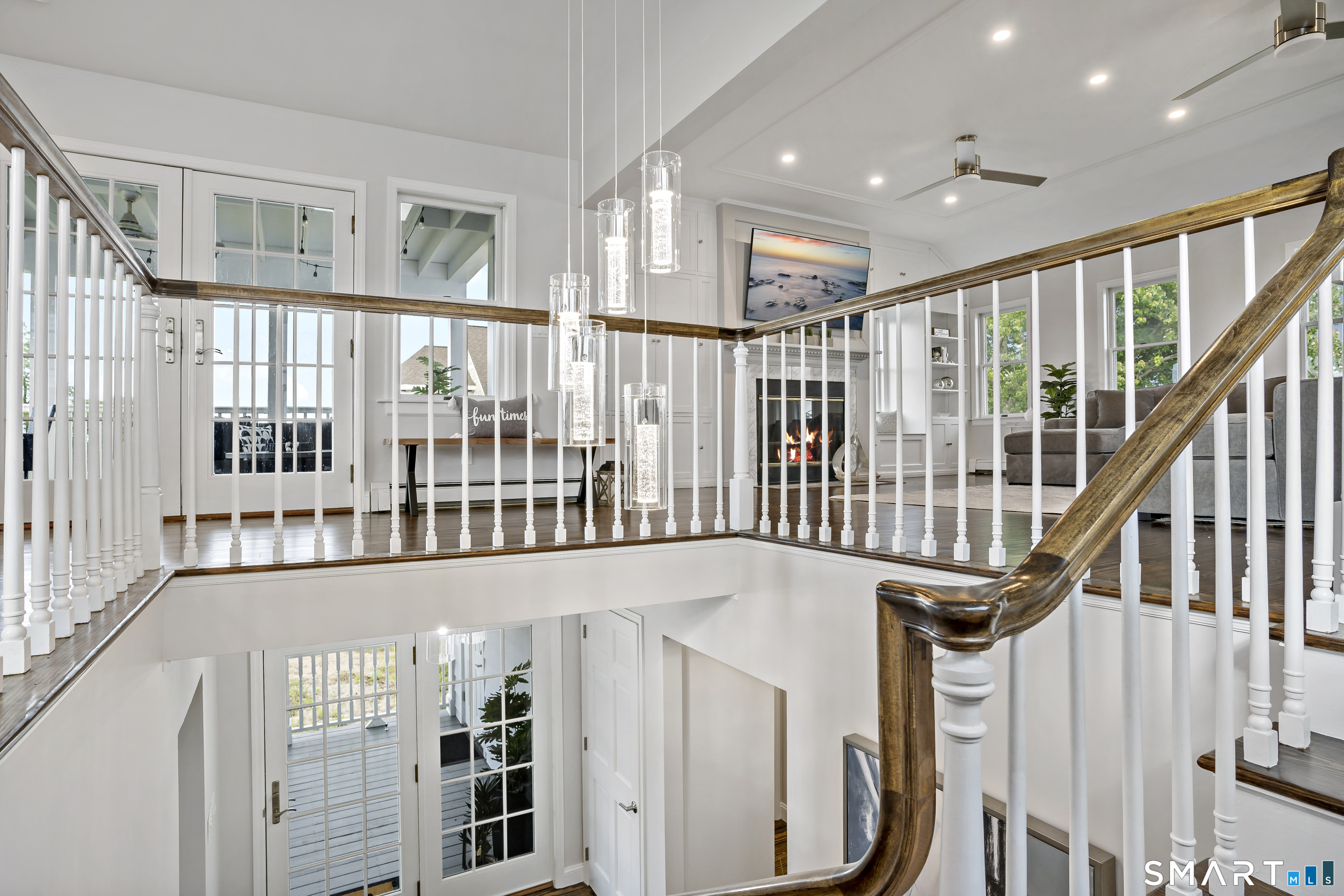 1016 Fairfield Beach Road Fairfield, CT 06824 - Photo 16 of 21
